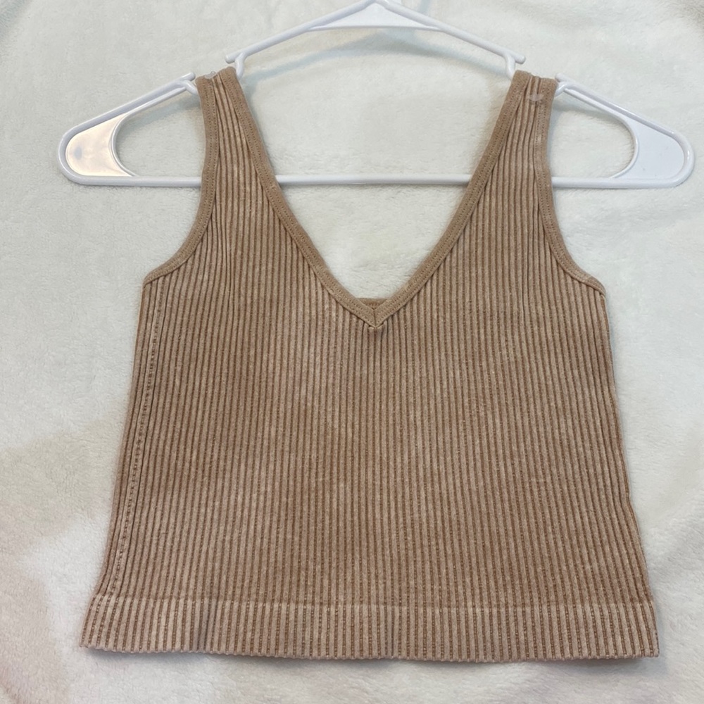 Tan casual tank top.